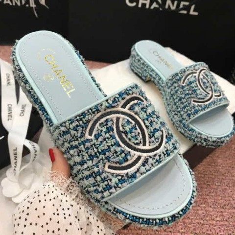 샤넬 24 한정판 여성 슬리퍼 B2564