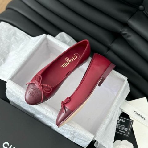 샤넬 24 한정판 여성 신발 B2662