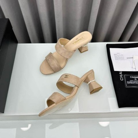 샤넬 24 한정판 여성 슬리퍼 B2666