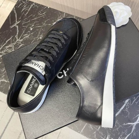 샤넬 24 한정판 여성 신발 B2670