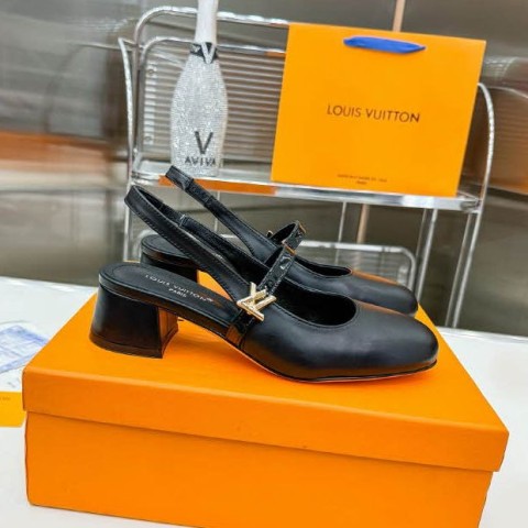 루이비통 24 한정판 여성 하이힐 B2801