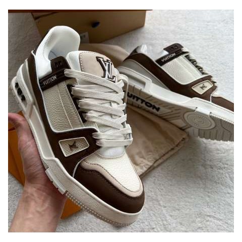 루이비통 24 한정판 LV 트레이너 스니커즈 B2821