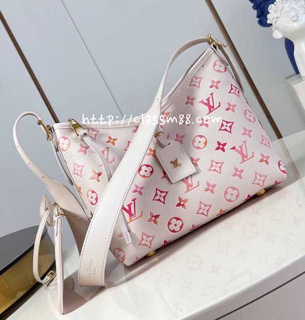 루이비통 24 한정판 M46288 CarryAll Monogram 크로스백 가방 C2513