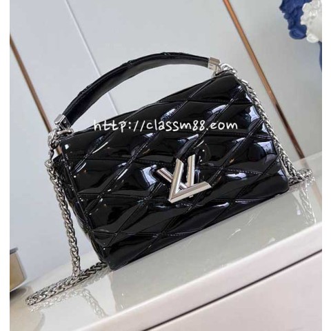 루이비통 24 한정판 M22891 양가죽 램스킨 크로스백 가방 C2538