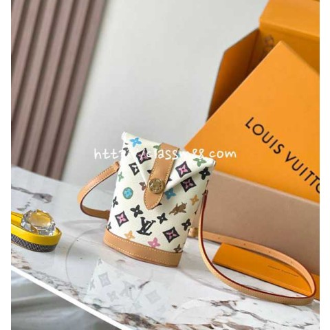 루이비통 24 한정판 M83343 Tyler Monogram Craggy 크로스백 가방 C2563