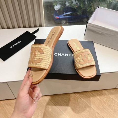 샤넬 24 한정판 여성 슬리퍼 B2919