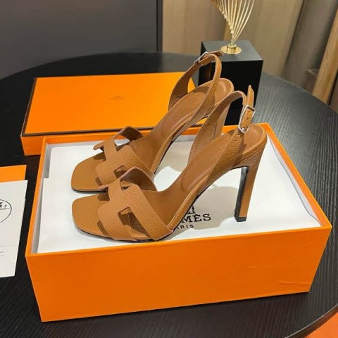 에르메스 24 한정판 10.5cm 여성 하이힐 B2939