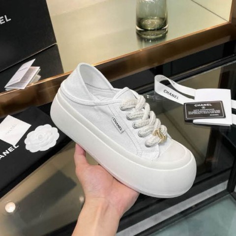 샤넬 24 한정판 여성 신발 B2963