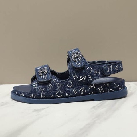 샤넬 24 한정판 여성 샌들 B2968