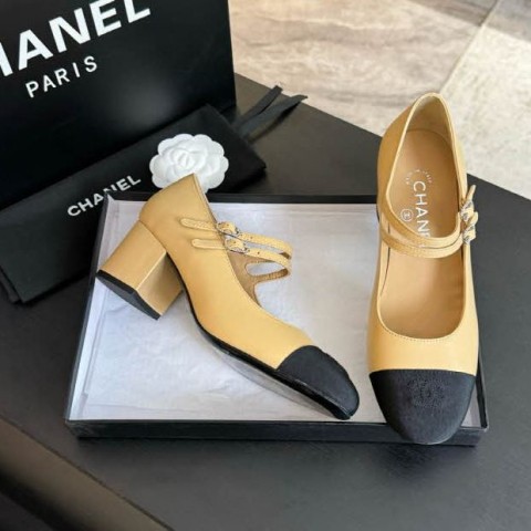 샤넬 24 한정판 여성 하이힐 B2979