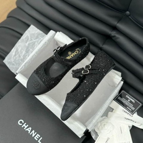 샤넬 24 한정판 여성 신발 B2983
