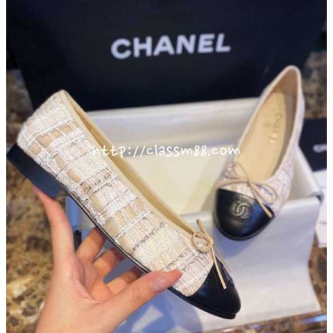 샤넬 24 한정판 여성 신발 B3021