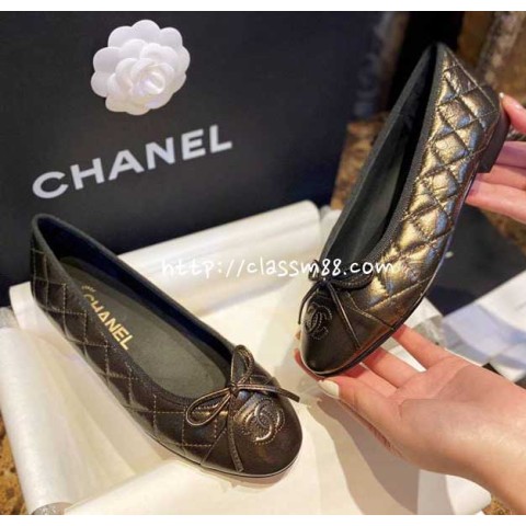 샤넬 24 한정판 여성 신발 B3024