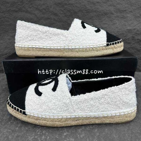 샤넬 24 한정판 CoCo 양가죽 램스킨 여성 신발 B3080