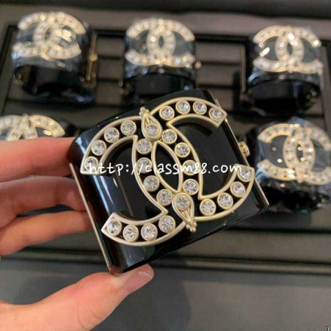 샤넬 24 한정판 팔찌 D1907