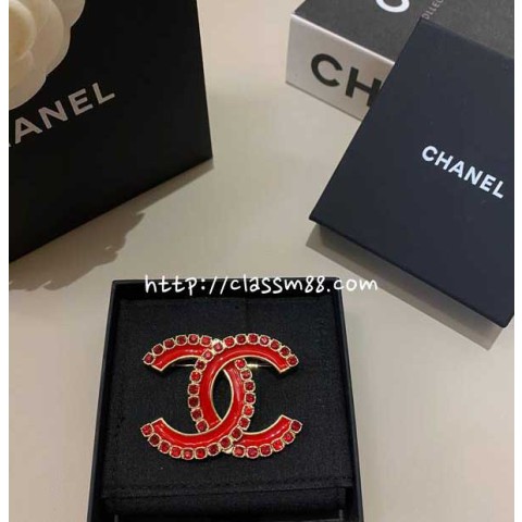 샤넬 24 한정판 브로치 D1940