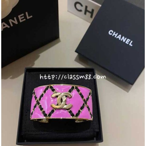 샤넬 24 한정판 팔찌 D1942