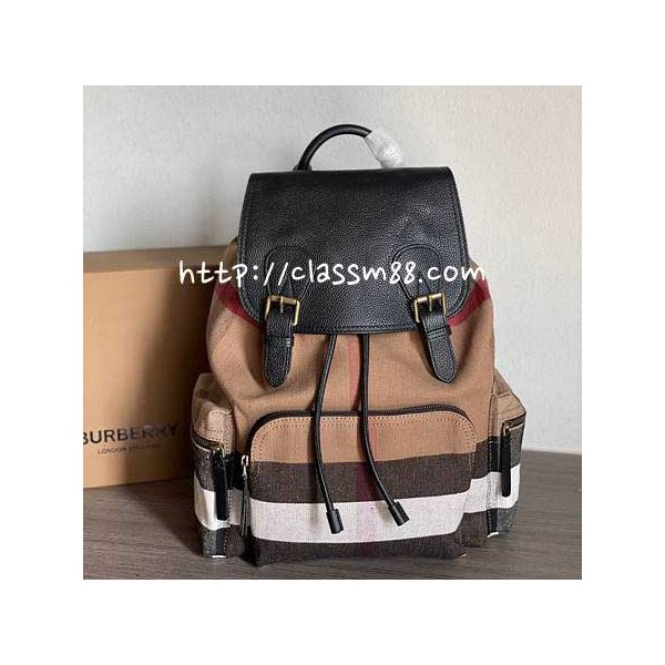 버버리 24 한정판 The Rucksack 백팩 C2815