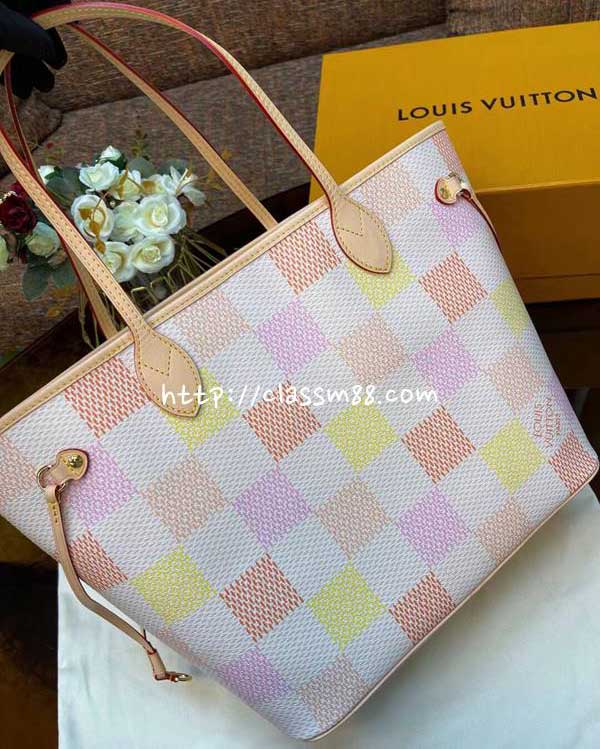 루이비통 24 한정판 N40668 Neverfull 가방 C3162