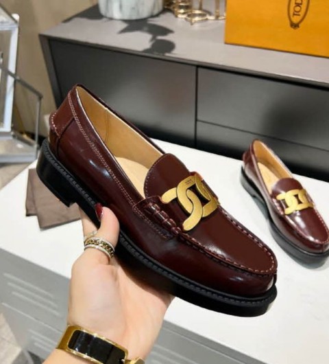 TODS 24 한정판 여성 신발 B3589