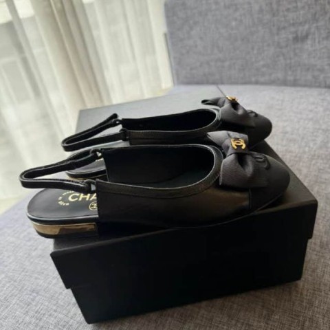 샤넬 24 한정판 여성 신발 B3648