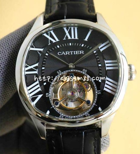 까르띠에 24 한정판 DRIVE DE CARTIER 오토매틱 시계 W132