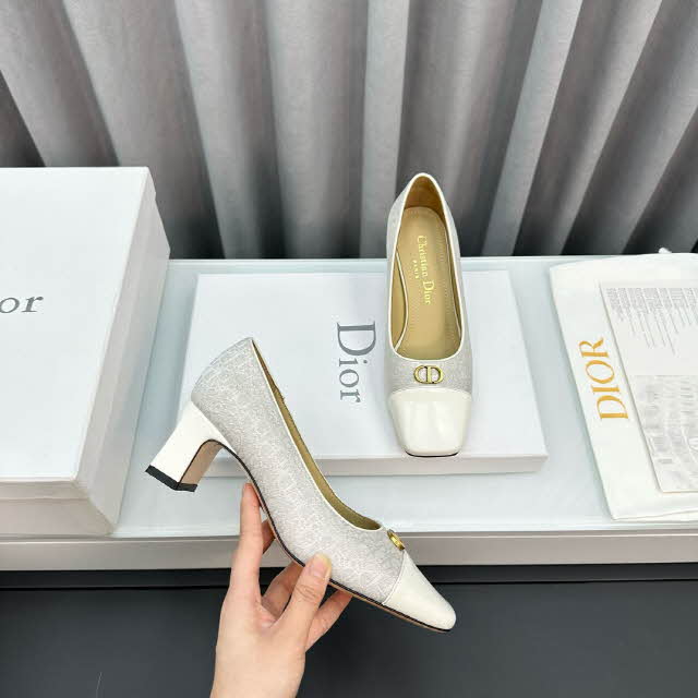 디올 24 한정판 4cm 여성 하이힐 B3730