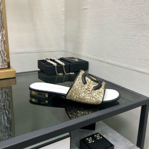 샤넬 24 한정판 여성 슬리퍼 B3807