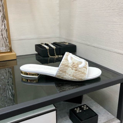 샤넬 24 한정판 여성 슬리퍼 B3812