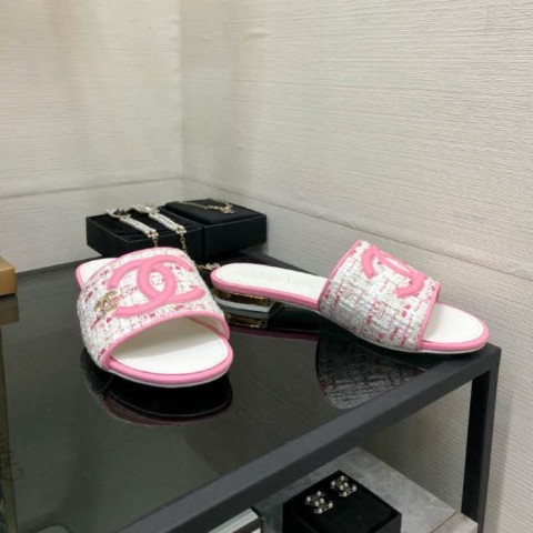 샤넬 24 한정판 여성 슬리퍼 B3819