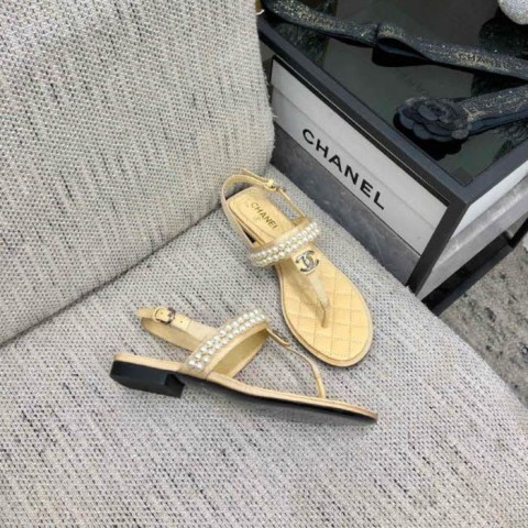 샤넬 24 한정판 여성 샌들 B3977