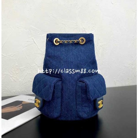 샤넬 24 한정판 m4180 팩백 C3508