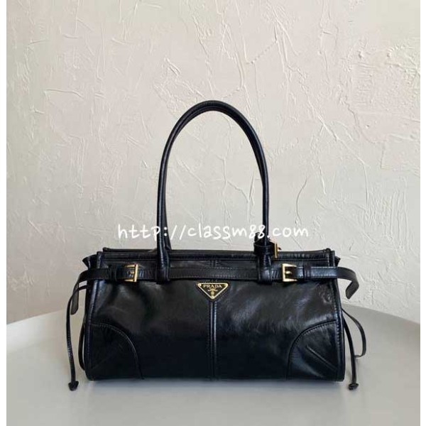 프라다 24 한정판 m3603 Soft Lux bag 소가죽 카프스킨 크로스백 가방 C3535