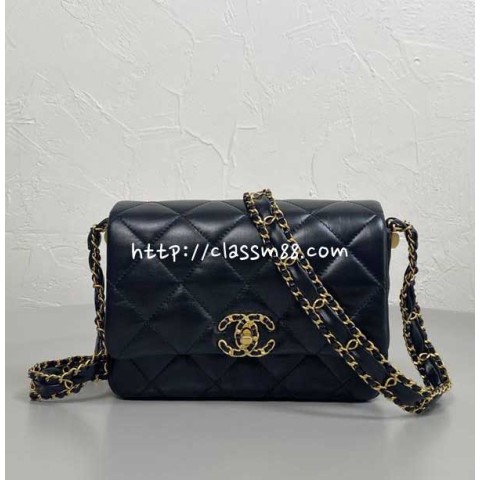 샤넬 24 한정판 m1922 소가죽 카프스킨 크로스백 가방 C3556