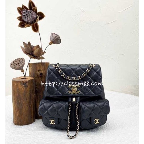 샤넬 24 한정판 m4305 Duma 소가죽 카프스킨 백팩 C3573