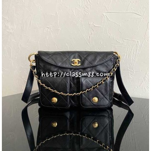 샤넬 24 한정판 m7661 hobo 소가죽 카프스킨 크로스백 가방 C3579