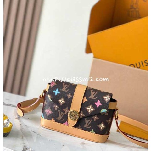 루이비통 25 한정판 Tyler M83346 크로스백 가방 C3841