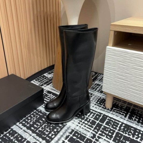 샤넬 25 한정판 4cm 여성 부츠 B4108
