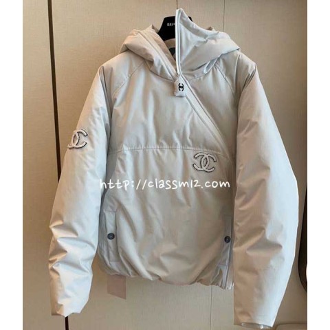 샤넬 25 한정판 긴팔 후드 자켓 A10671