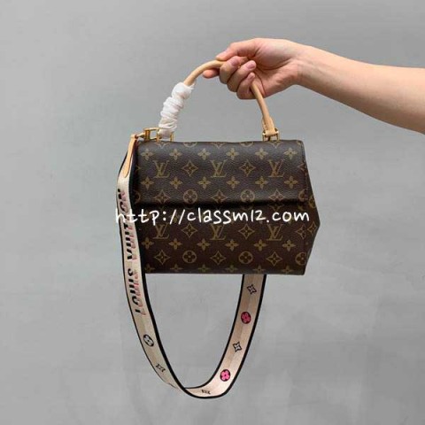 루이비통 25 한정판 Cluny BB M46372 크로스백 가방 C3918