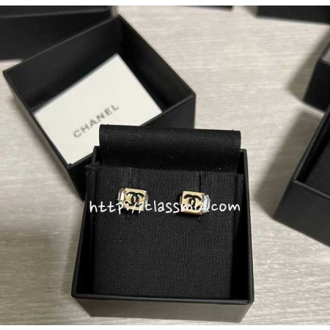 샤넬 25 한정판 귀걸이 D2567