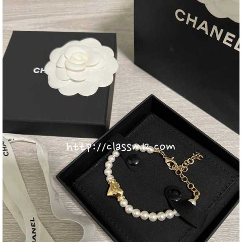 샤넬 25 한정판 팔찌 D2573