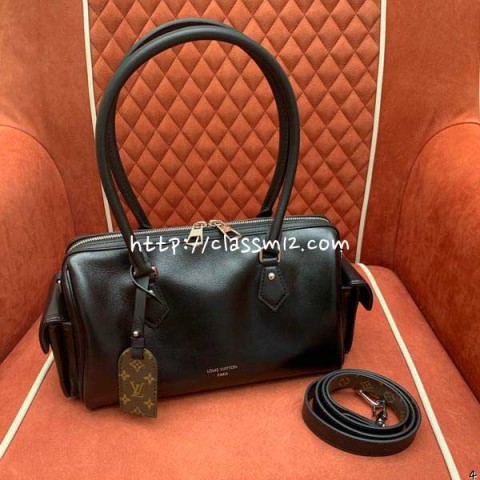 루이비통 25 한정판 speedy cargo M12934 양가죽 램스킨 크로스백 가방 C3950