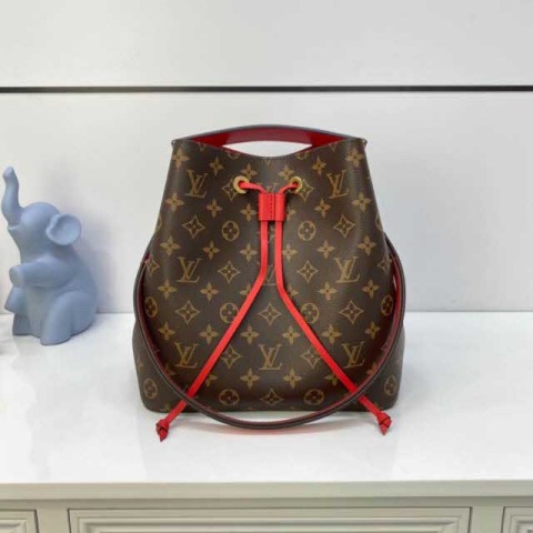 루이비통 25 한정판 26cm 크로스백 가방 C4091