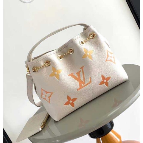 루이비통 25 한정판 28cm 크로스백 가방 C4095