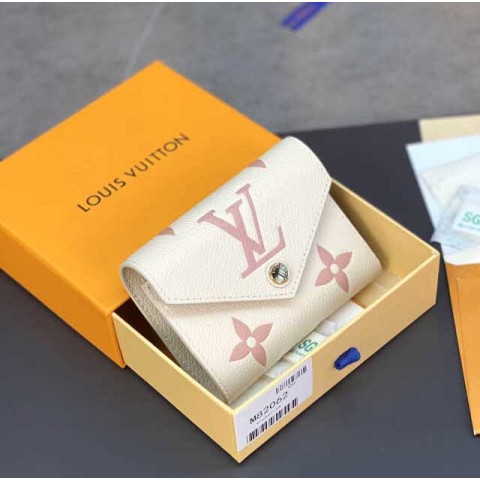 루이비통 25 한정판 12cm 반지갑 E513