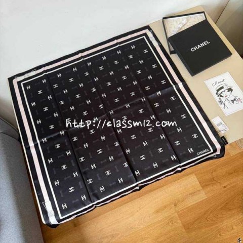 샤넬 25 한정판 트윌리 스카프 D2652