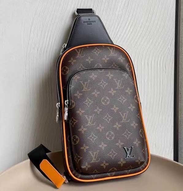 루이비통 25 한정판 20*31cm 크로스백 가방 C4204