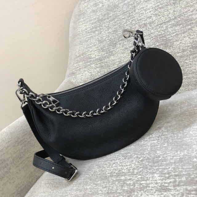 루이비통 25 한정판 26cm 크로스백 가방 C4226