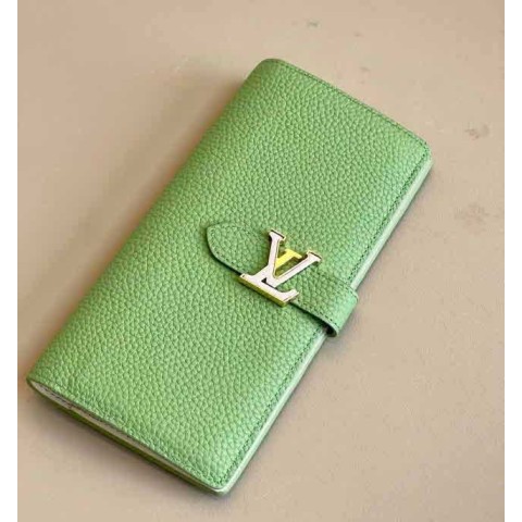 루이비통 25 한정판 19cm 장지갑 E558